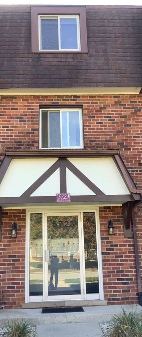 Tiny photo for 5723 129th Street #7E, Crestwood, IL 60418 (MLS # 12497911)
