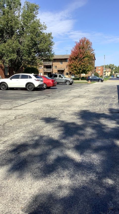 Tiny photo for 5723 129th Street #7E, Crestwood, IL 60418 (MLS # 12497911)