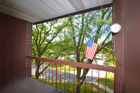 A home in Glen Ellyn