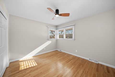 Tiny photo for 225 E Francis Road, New Lenox, IL 60451 (MLS # 12548034)