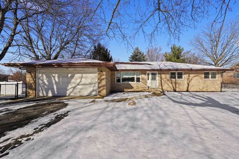 Tiny photo for 225 E Francis Road, New Lenox, IL 60451 (MLS # 12548034)