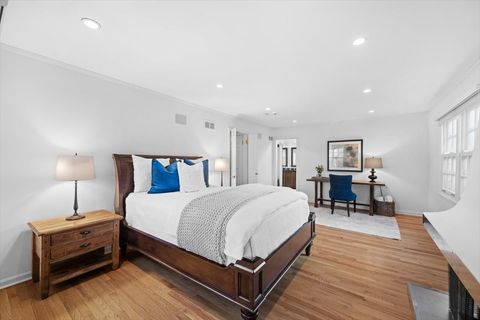 Tiny photo for 2836 Blackhawk Road, Wilmette, IL 60091 (MLS # 12584824)