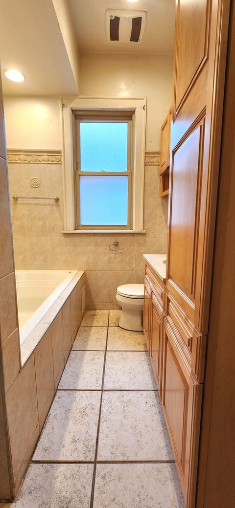 Tiny photo for 7227 S Bennett Avenue, Chicago, IL 60649 (MLS # 12370514)