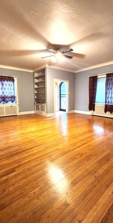 Tiny photo for 7227 S Bennett Avenue, Chicago, IL 60649 (MLS # 12370514)