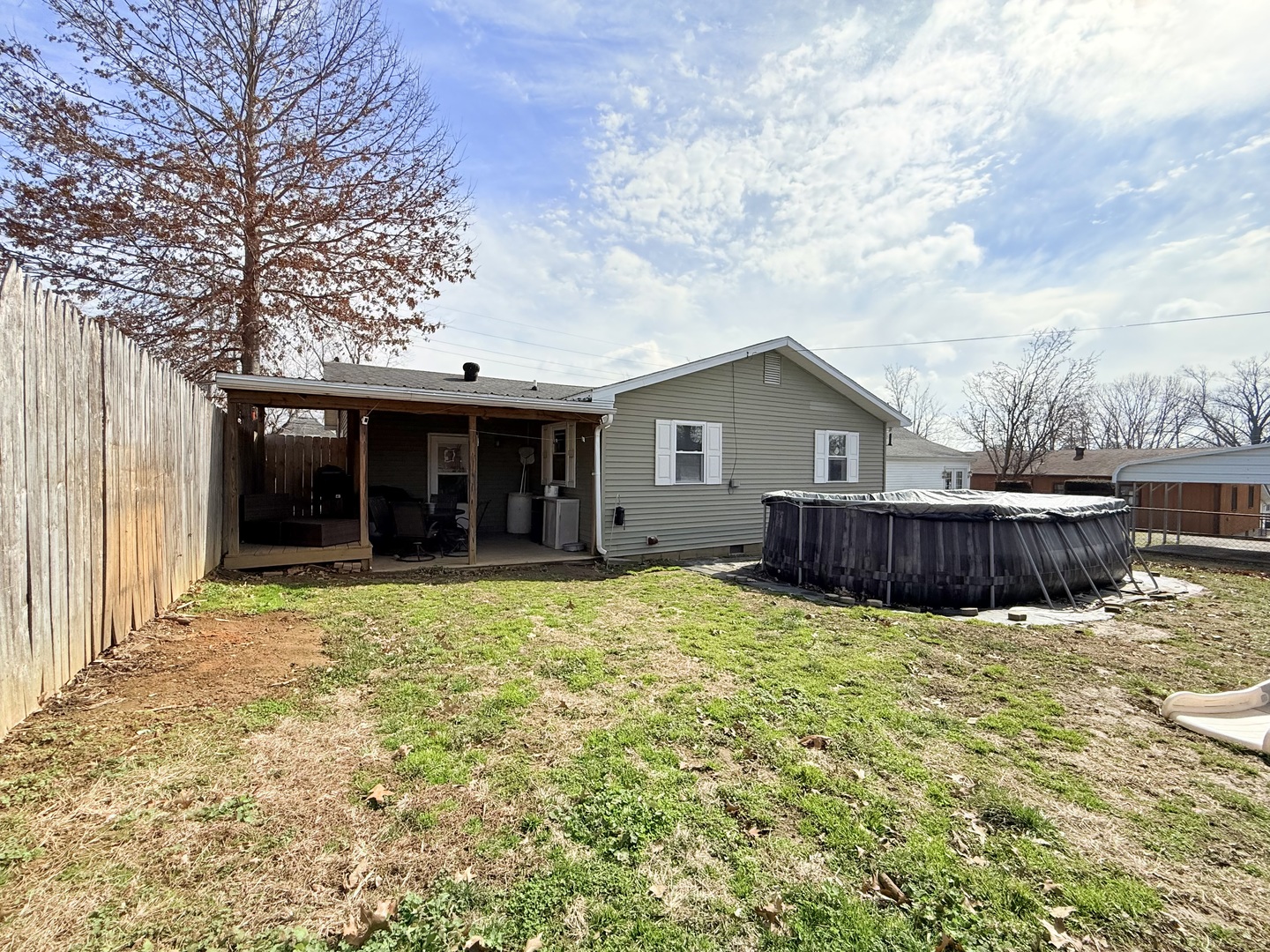 1413 Mckinley Street S