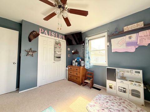 Tiny photo for 1413 Mckinley Street S, Harrisburg, IL 62946 (MLS # 12564254)