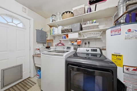 Tiny photo for 620 E MAPLE Street, Lombard, IL 60148 (MLS # 12792437)