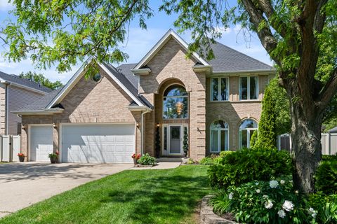 Photo of 986 E Red Oak Street, Addison, IL 60101 (MLS # 12650369)