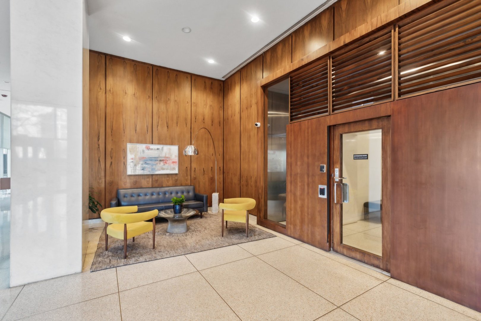 3600 N LAKE SHORE Drive 517