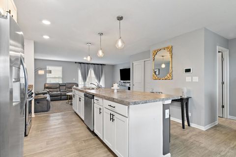 Tiny photo for 2387 Alison Avenue, Pingree Grove, IL 60140 (MLS # 12619989)