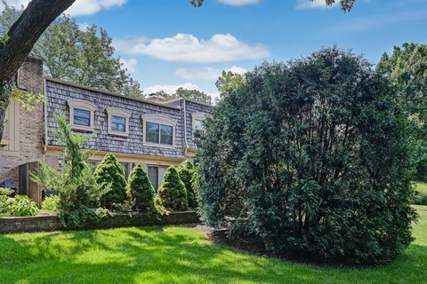 Tiny photo for 2S742 Avenue Cherbourg, Oak Brook, IL 60523 (MLS # 12707042)
