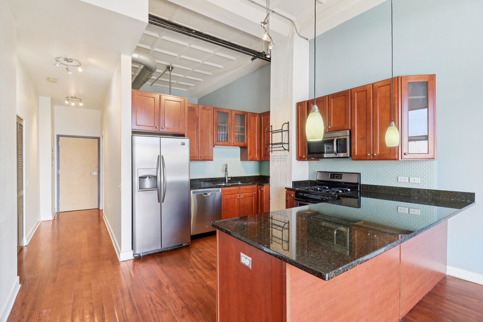 1791 W Howard Street 209