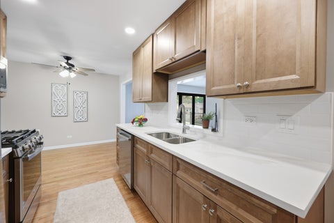 Tiny photo for 267 Holly Lane, Elk Grove Village, IL 60007 (MLS # 12766676)