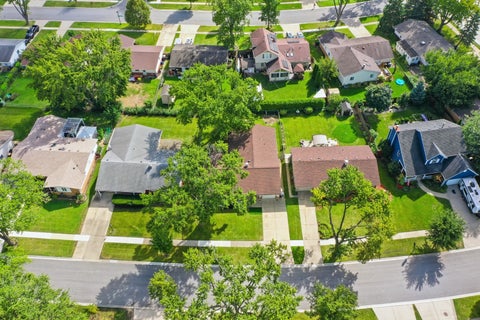 Tiny photo for 267 Holly Lane, Elk Grove Village, IL 60007 (MLS # 12766676)