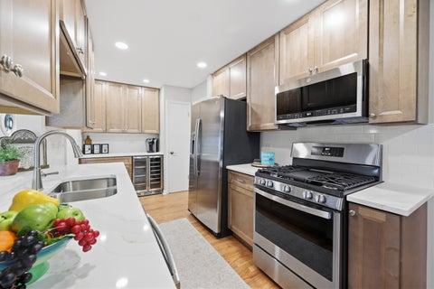 Tiny photo for 267 Holly Lane, Elk Grove Village, IL 60007 (MLS # 12766676)