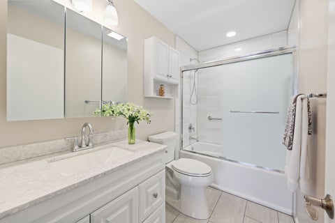 Tiny photo for 267 Holly Lane, Elk Grove Village, IL 60007 (MLS # 12766676)