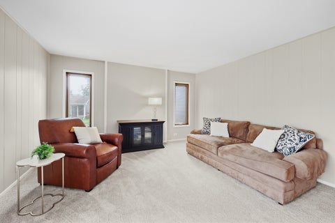 Tiny photo for 267 Holly Lane, Elk Grove Village, IL 60007 (MLS # 12766676)