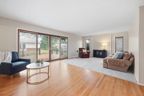 Tiny photo for 267 Holly Lane, Elk Grove Village, IL 60007 (MLS # 12766676)
