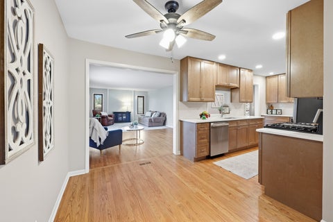 Tiny photo for 267 Holly Lane, Elk Grove Village, IL 60007 (MLS # 12766676)