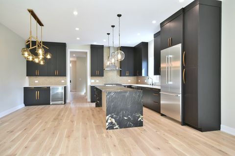 Tiny photo for 258 Addison Avenue, Elmhurst, IL 60126 (MLS # 12464430)