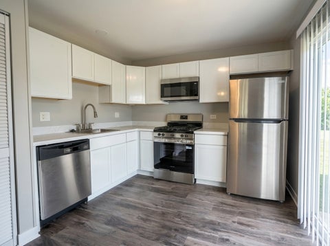 Tiny photo for 536 Alton Court, Carol Stream, IL 60188 (MLS # 12707179)