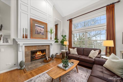 Tiny photo for 7 Falcon Ridge Court, Algonquin, IL 60102 (MLS # 12520879)