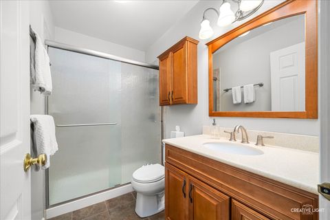 Tiny photo for 7 Falcon Ridge Court, Algonquin, IL 60102 (MLS # 12520879)