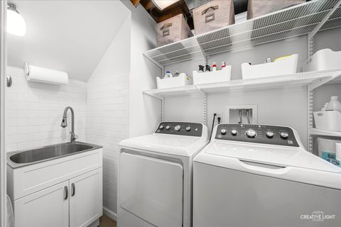 Tiny photo for 7 Falcon Ridge Court, Algonquin, IL 60102 (MLS # 12520879)