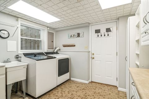 Tiny photo for 1115 E Orchard Street, Arlington Heights, IL 60005 (MLS # 12505383)