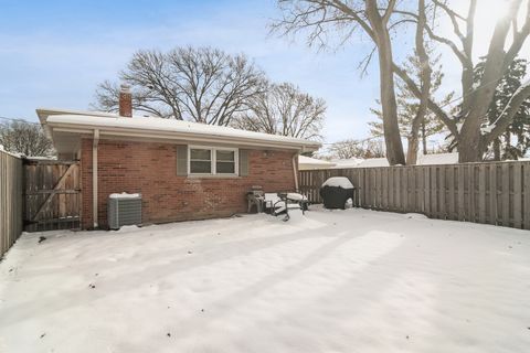 Tiny photo for 1115 E Orchard Street, Arlington Heights, IL 60005 (MLS # 12505383)