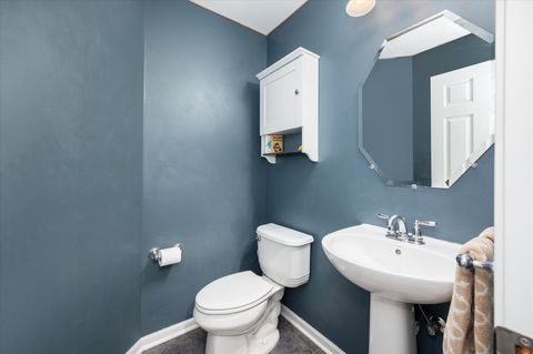 Tiny photo for 240 Devoe Drive, Oswego, IL 60543 (MLS # 12576266)