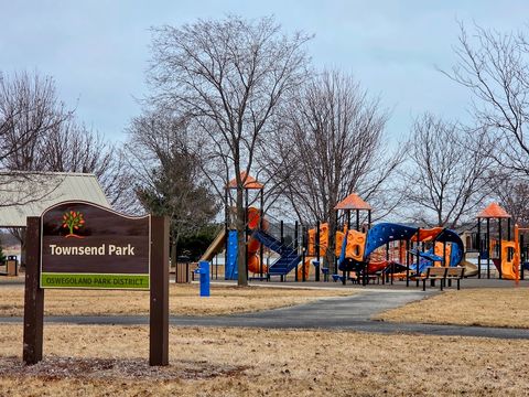 Tiny photo for 240 Devoe Drive, Oswego, IL 60543 (MLS # 12576266)