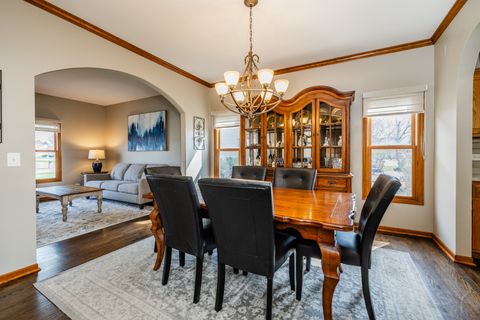 Tiny photo for 203 Cambridge Court, Oswego, IL 60543 (MLS # 12614615)