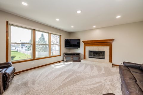 Tiny photo for 203 Cambridge Court, Oswego, IL 60543 (MLS # 12614615)