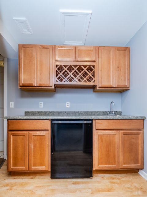 Tiny photo for 203 Cambridge Court, Oswego, IL 60543 (MLS # 12614615)