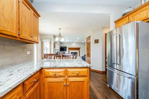 Tiny photo for 203 Cambridge Court, Oswego, IL 60543 (MLS # 12614615)