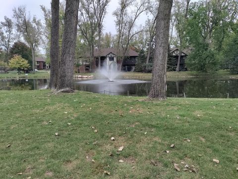 Tiny photo for 11126 Cottonwood Drive #11D, Palos Hills, IL 60465 (MLS # 12492735)