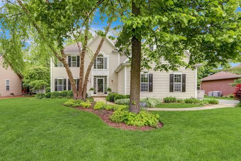 Single Family Residence in Gurnee IL 1156 Vineyard Drive.jpg