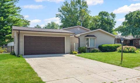 Photo of 2306 Winchester Drive, Champaign, IL 61821 (MLS # 12466196)