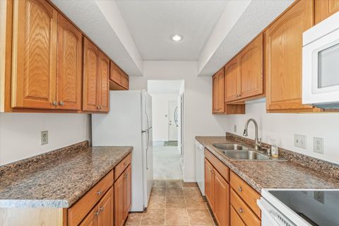 Tiny photo for 2306 Winchester Drive, Champaign, IL 61821 (MLS # 12466196)