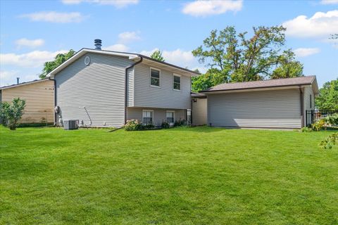 Tiny photo for 2306 Winchester Drive, Champaign, IL 61821 (MLS # 12466196)