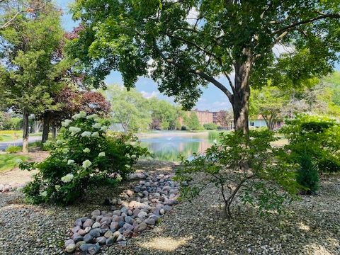 Tiny photo for 1217 S Old Wilke Road #11-406, Arlington Heights, IL 60005 (MLS # 12438855)