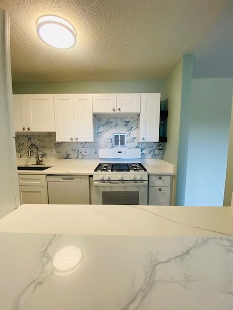 Tiny photo for 1217 S Old Wilke Road #11-406, Arlington Heights, IL 60005 (MLS # 12438855)