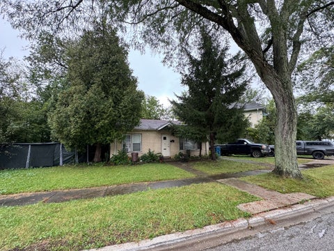 Tiny photo for 1657 Buena Vista Circle, Chicago Heights, IL 60411 (MLS # 12764637)