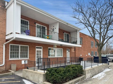 321 James Street 107 Geneva IL 60134