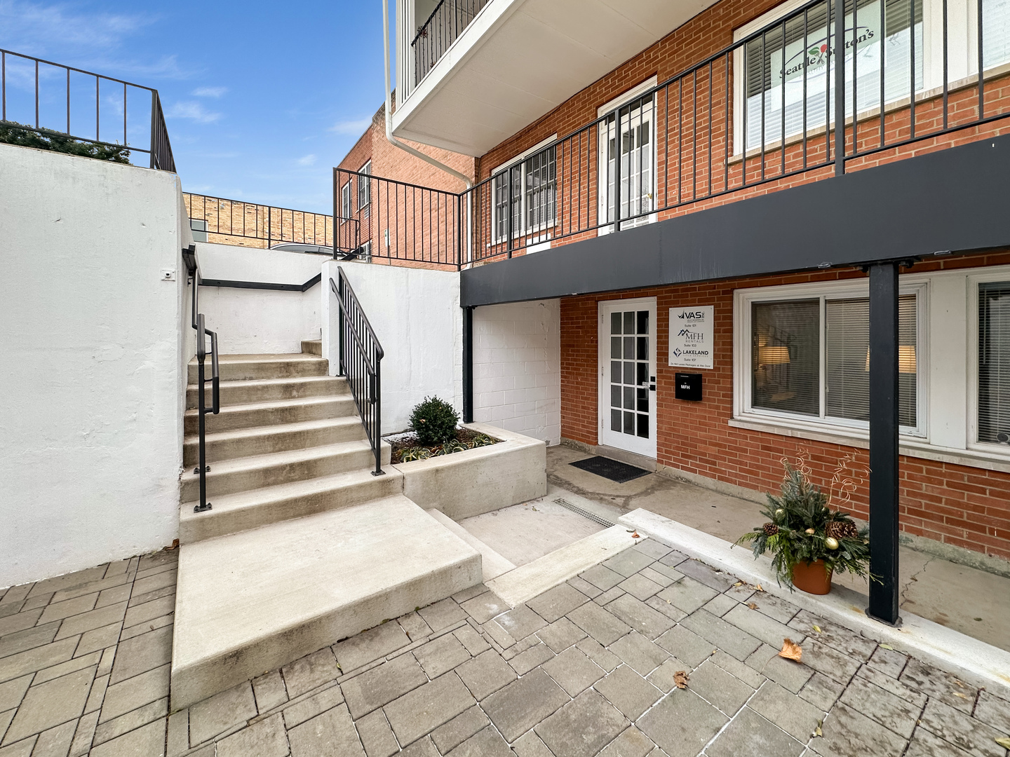 321 James Street 107