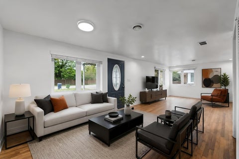 Tiny photo for 9909 Elm Circle Drive, Oak Lawn, IL 60453 (MLS # 12768676)