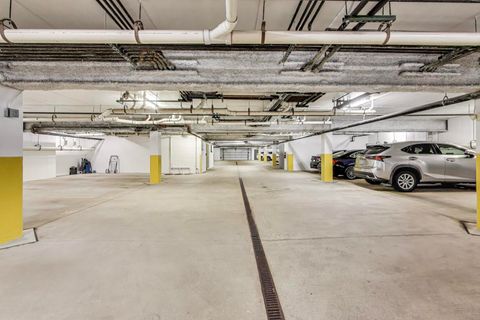 Tiny photo for 1688 Green Bay Road #404, Highland Park, IL 60035 (MLS # 12490563)