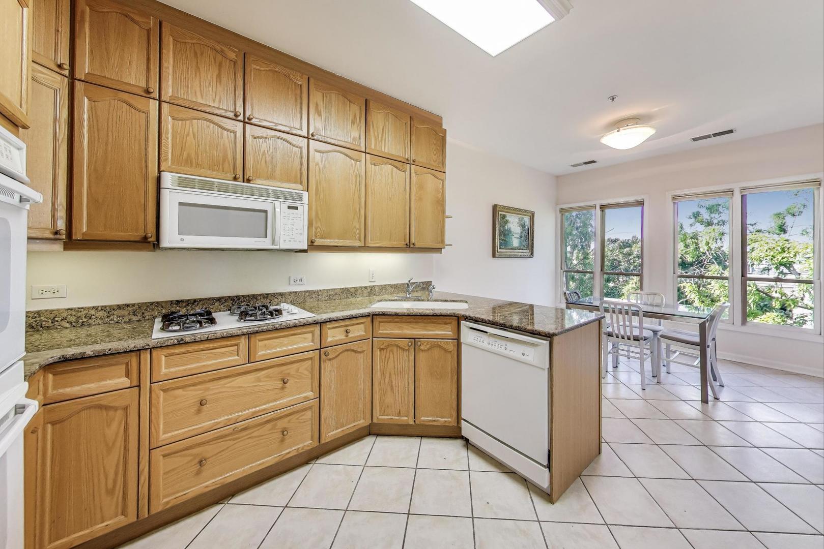 1688 Green Bay Road 404