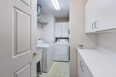 Tiny photo for 1688 Green Bay Road #404, Highland Park, IL 60035 (MLS # 12490563)